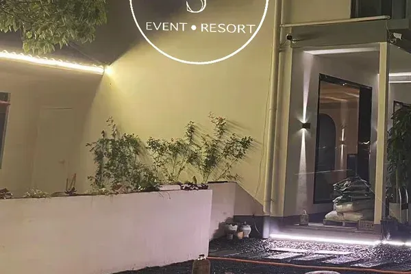 Hotel Logo Projection Services in Belgium